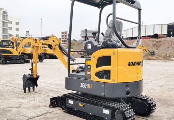 ZG017SMini Excavator Design ergonomique avec un espace de conduite spacieux